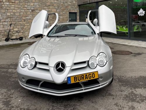 Mercedes Benz SLR