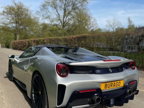 Ferrari 488 Pista Spider 12.900 km VAT