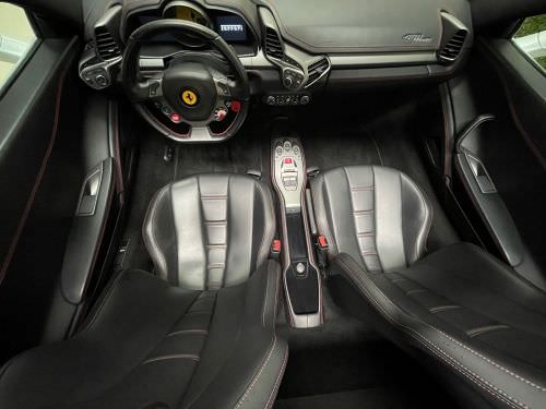 Ferrari 458 SPIDER -FULL SERVICE BOOK - 26MKMS