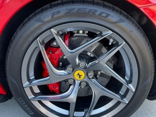 Ferrari 812 Superfast 6.5i V12 F1 -