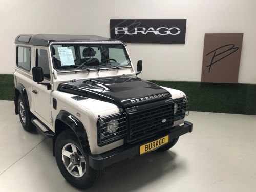 LAND ROVER DEFENDER